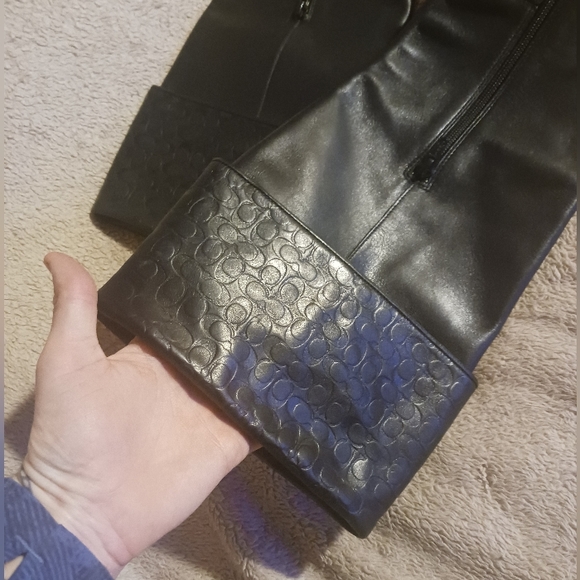 Coach black leather boot - Picture 3 of 7